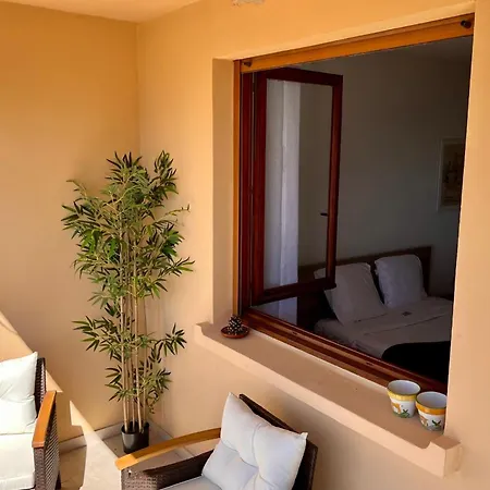 Dany - With Large Balcony And Sea View شقة *