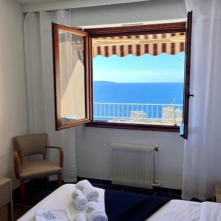 Dany - With Large Balcony And Sea View Apartment *