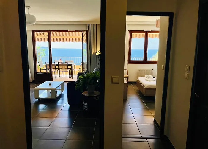 Dany - With Large Balcony And Sea View アジャクシオ