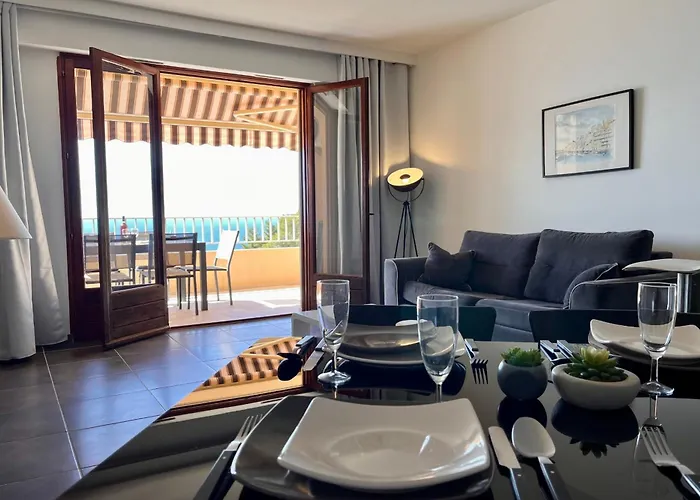 アパート Dany - With Large Balcony And Sea View *